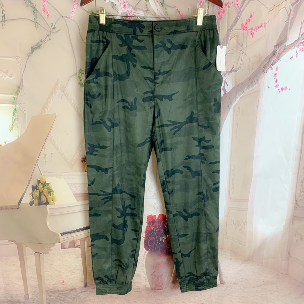 NEW Anthropologie Textured Camo Joggers - Picture 5 of 15